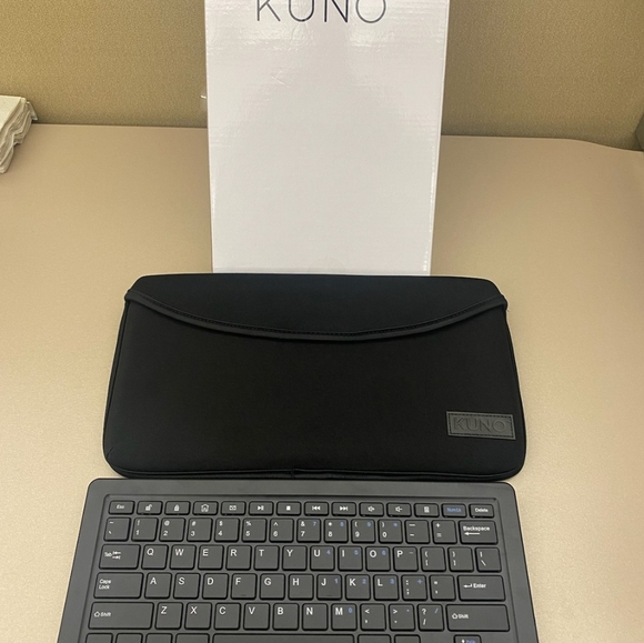 Keyboard - Picture 2 of 3